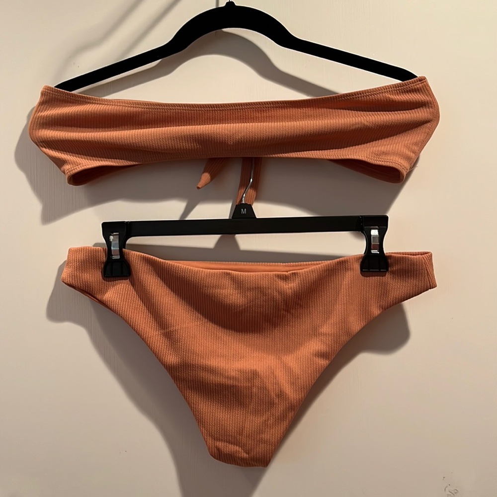 Woman’s Strapless Bikini - Picture 2 of 6